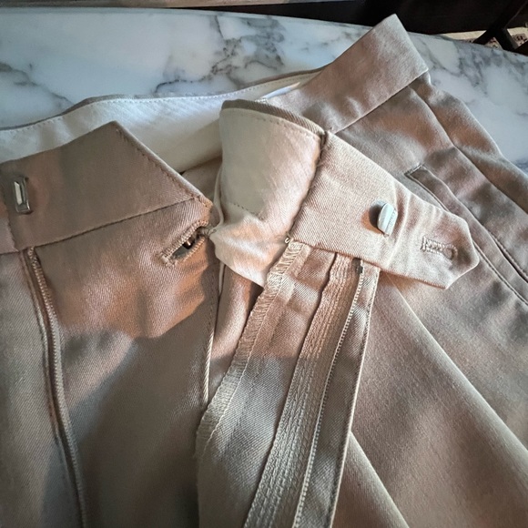 Mens Cutter & Buck Khaki Shorts - Picture 3 of 5